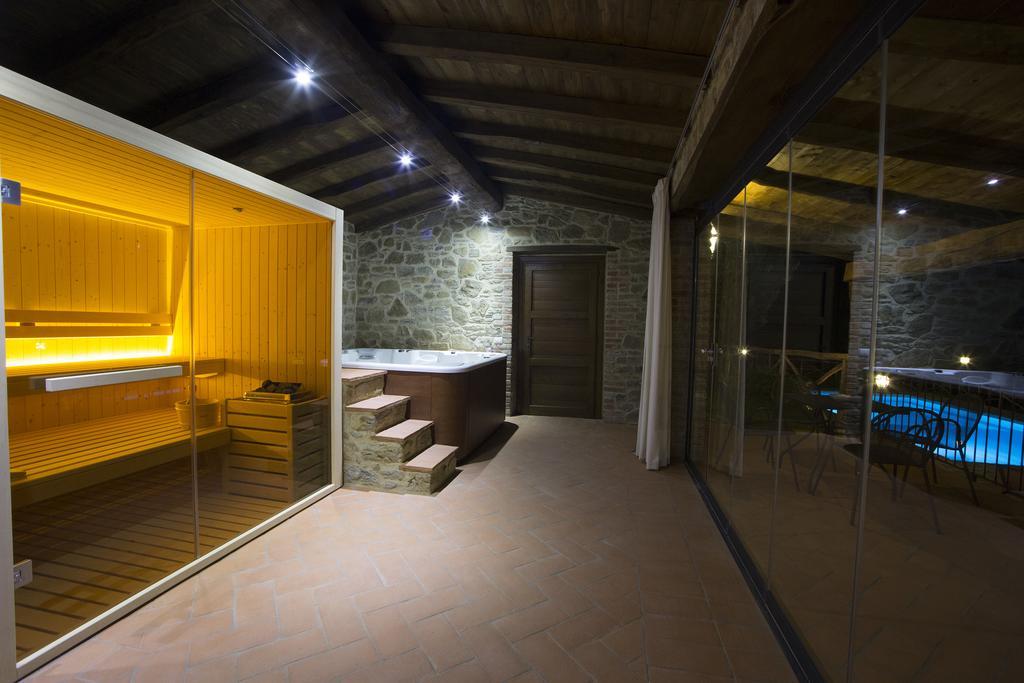 Tenuta Angelici Winery Agriturismo Henni With Pool Sauna And Jacuzzi Cortona Villa Kültér fotó